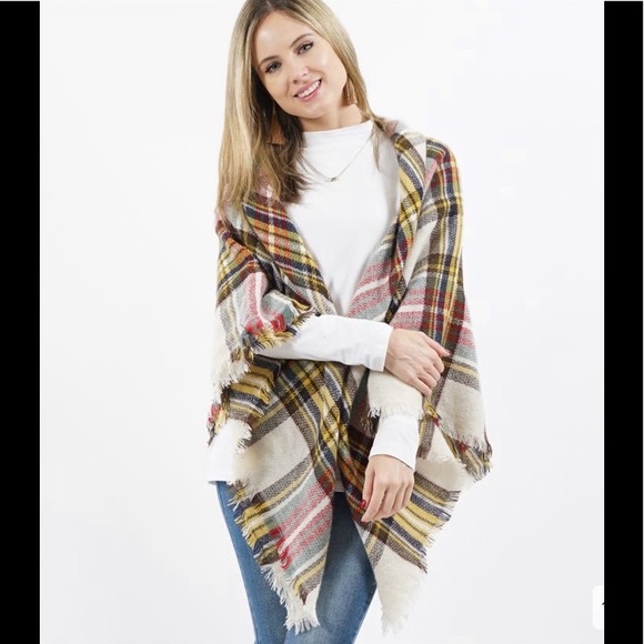Accessories - 🎉2/$20🎉 New! Plaid Blanket Scarf